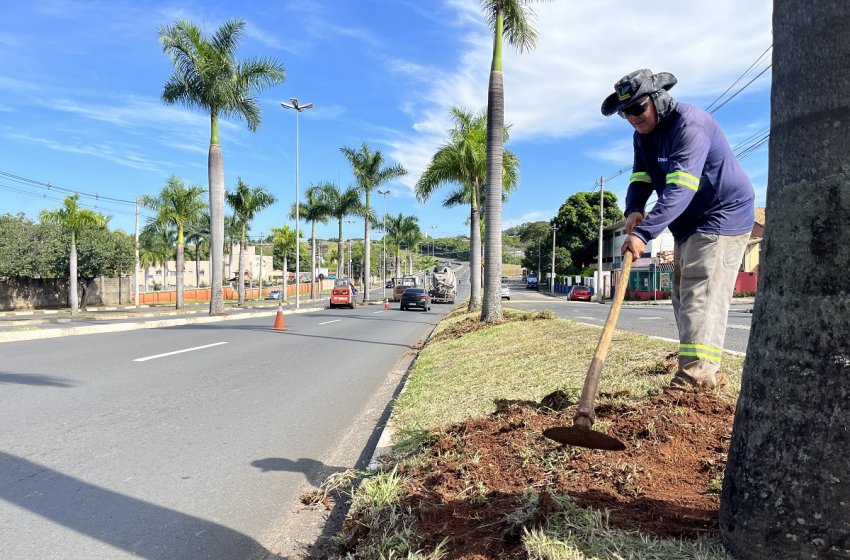 PREFEITURA INTENSIFICA SERVIÇOS DE ZELADORIA NA AVENIDA MARGINAL