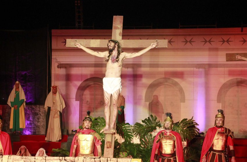 JAGUARIÚNA TERÁ CINCO DIAS DE APRESENTAÇÕES DA PAIXÃO DE CRISTO NESTE ANO