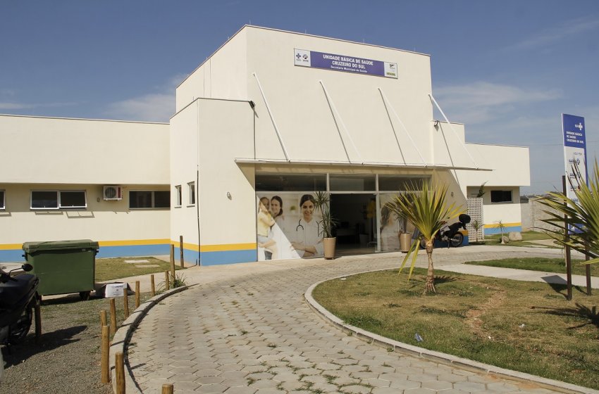 VACINAÇÃO CONTRA A COVID EM JAGUARIÚNA PASSA A SER REALIZADA EM TRÊS UBSs 
