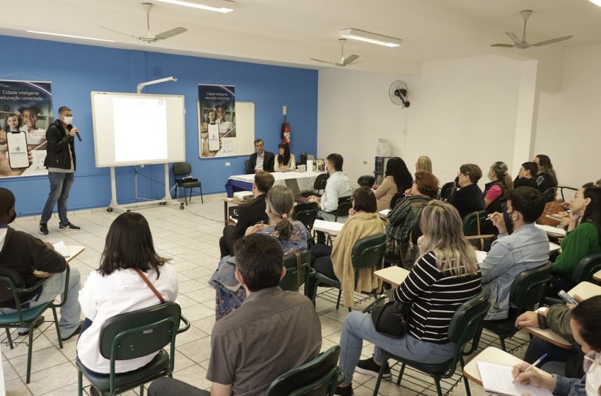 PREFEITURA DE JAGUARIÚNA LANÇA SERVIÇO ON-LINE PARA PAIS ACOMPANHAREM FALTAS E NOTAS DOS ALUNOS