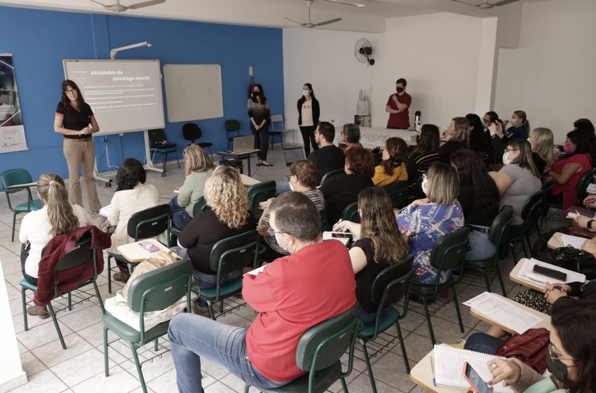 EDUCAÇÃO DE JAGUARIÚNA APRESENTA PROPOSTA DE TRABALHO DE PSICOLOGIA ESCOLAR 