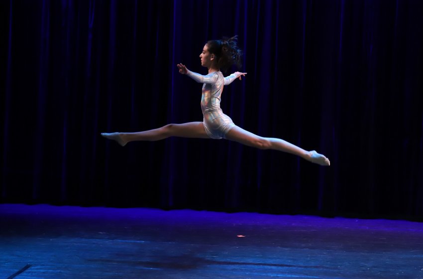 CIA DE DANÇA DE JAGUARIÚNA GANHA OITO PRÊMIOS EM COMPETIÇÃO NA CAPITAL PAULISTA