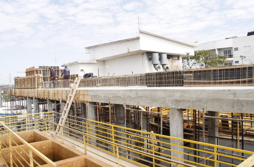 OBRA DA ETA 5 EM JAGUARIÚNA ENTRA NA RETA FINAL 