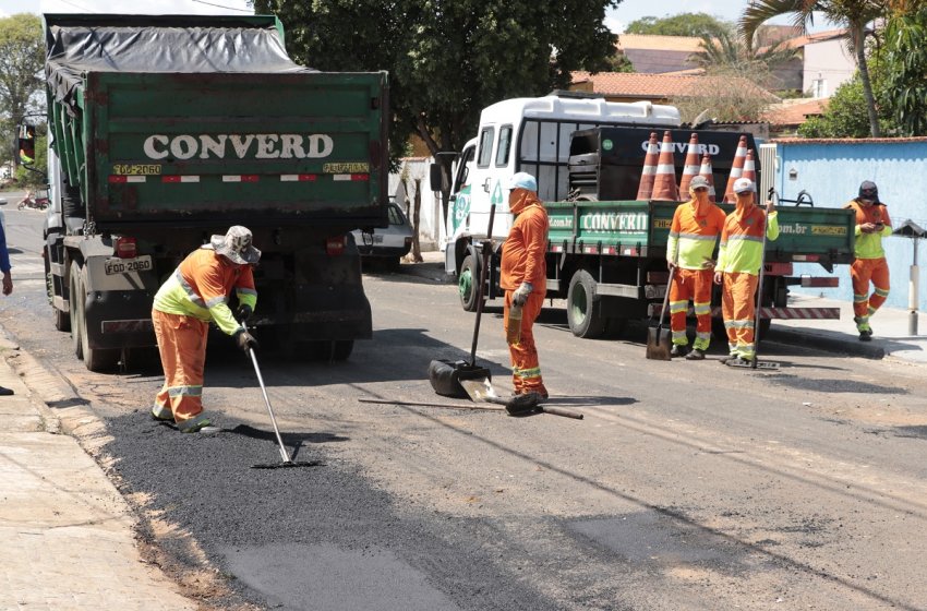 PREFEITURA REALIZA OPERAÇÃO TAPA-BURACOS NO JARDIM EUROPA E NASSIF
