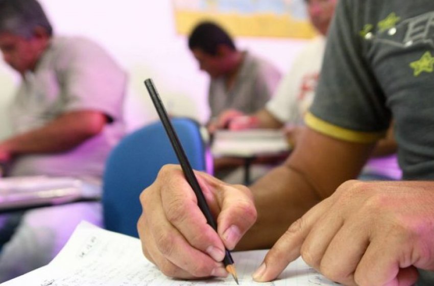 ESTÃO ABERTAS AS INSCRIÇÕES PARA O CENTRO DE EDUCAÇÃO DE JOVENS E ADULTOS DE JAGUARIÚNA