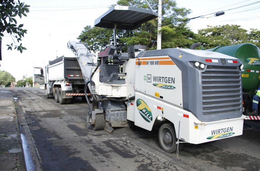 PREFEITURA DE JAGUARIÚNA INICIA RECAPEAMENTO EM MAIS 3 BAIRROS NESTA TERÇA-FEIRA