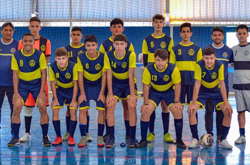 EQUIPE SUB 16 DE FUTSAL JAGUARIUNENSE ESTÁ NA FINAL DA ADR