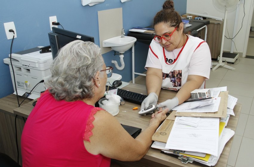 SAÚDE REALIZA AÇÕES DE PREVENÇÃO AO DIABETES NAS UBSs