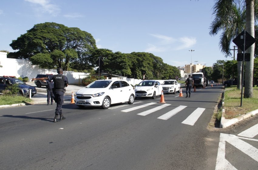 BARREIRAS SANITÁRIAS ATINGEM OBJETIVO EM JAGUARIÚNA, COM 350 PESSOAS ABORDADAS NO FINAL DE SEMANA 