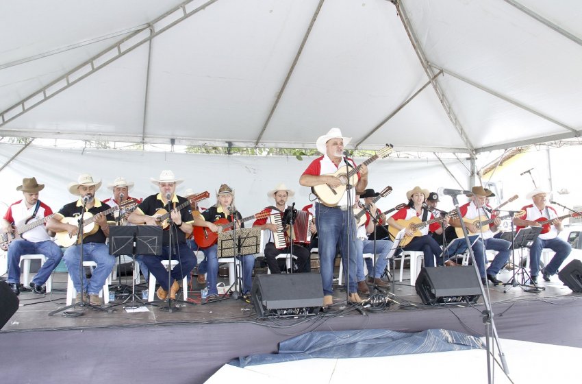 DOMINGO TEM ‘CAFÉ COM VIOLA’ NA FAZENDA DA BARRA