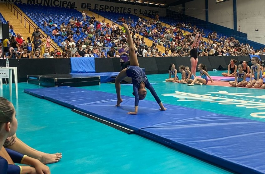 GINÁSTICA ARTÍSTICA DE JAGUARIÚNA É DESTAQUE EM COMPETIÇÕES 