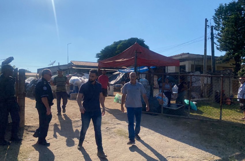 FORÇA-TAREFA DA PREFEITURA DE JAGUARIÚNA COMBATE COMÉRCIO ILEGAL DE SUCATA