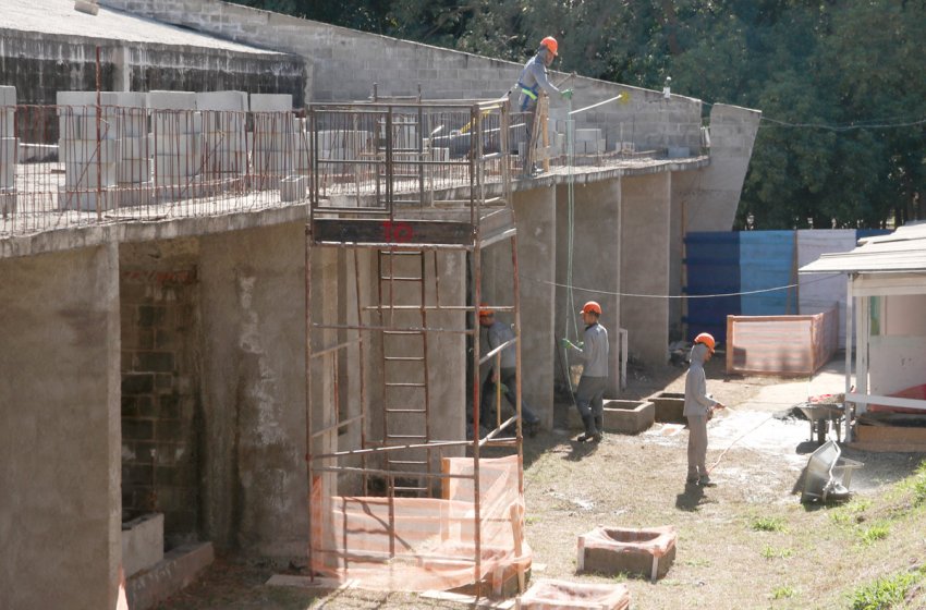 OBRAS DA CRECHE DO PARQUE DOS IPÊS ESTÃO EM RITMO ACELERADO