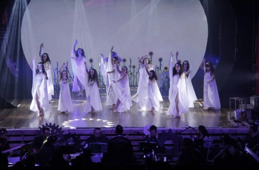 COMPANHIA DE DANÇA DE JAGUARIÚNA PROMOVE O 2º GALA NESTA SEXTA NO TEATRO MUNICIPAL