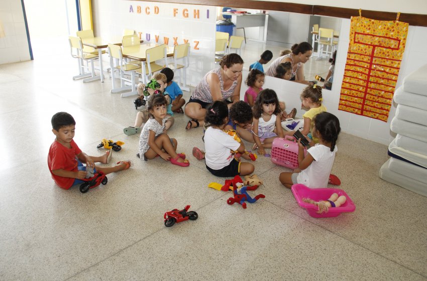 NOVA CRECHE NO BAIRRO FLORIANÓPOLIS ATENDERÁ 100 CRIANÇAS 