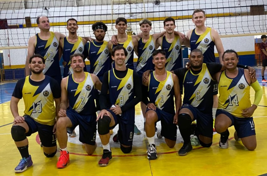 VÔLEI ADULTO DE JAGUARIÚNA VENCE UNICAMP NO AZULÃO   