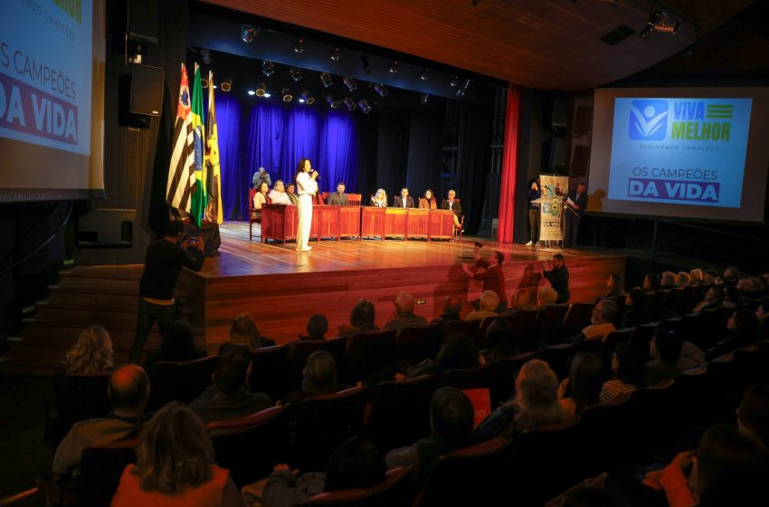PRIMEIRA-DAMA DO ESTADO, CRISTIANE FREITAS, VISITA JAGUARIÚNA