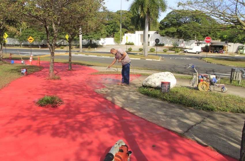 PREFEITURA DE JAGUARIÚNA REALIZA PINTURA DAS CICLOVIAS DAS AVENIDAS LAÉRCIO JOSÉ GOTHARDO E ALEXANDRE MARION