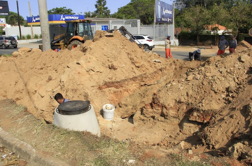 PREFEITURA DE JAGUARIÚNA INICIA OBRA QUE IRÁ AMPLIAR TRATAMENTO DE ESGOTO NA CIDADE